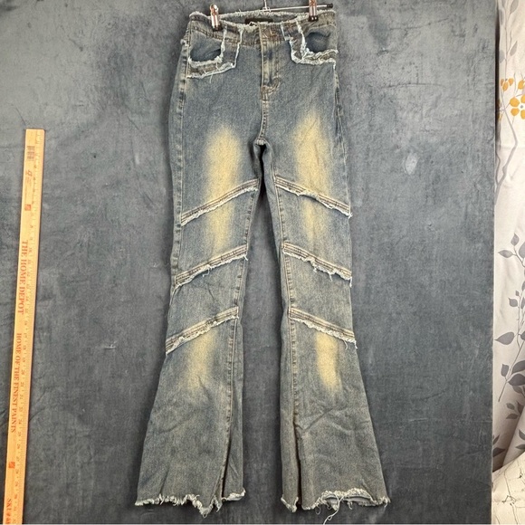 Between Us Raw Hem Blue Flare leg tiered jeans Sz 5 - Picture 1 of 13